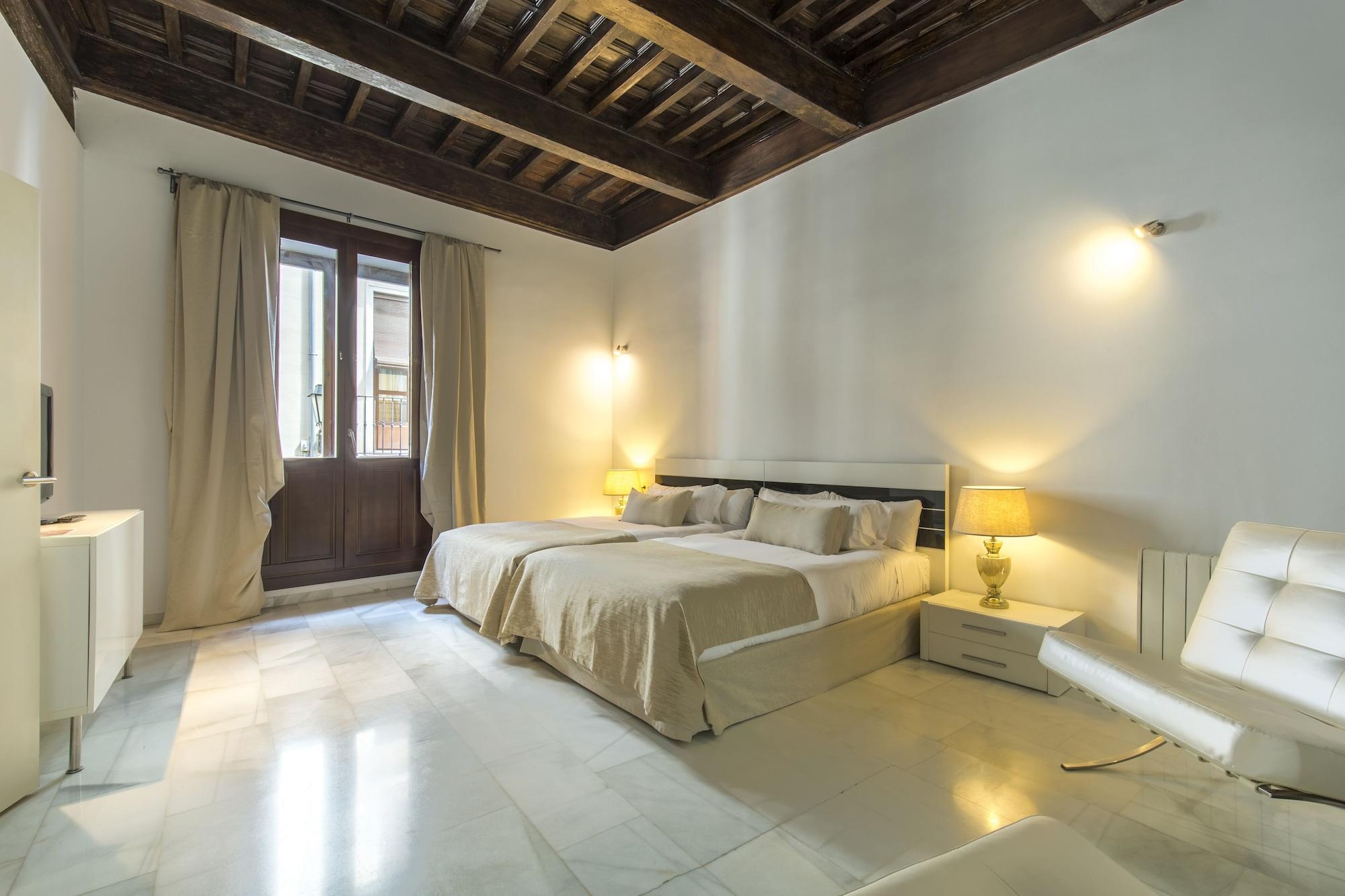 Elvira Suites Гранада Экстерьер фото