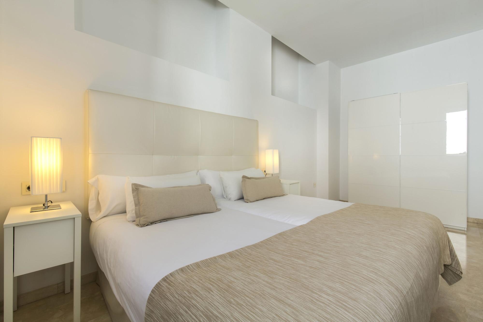 Elvira Suites Гранада Экстерьер фото
