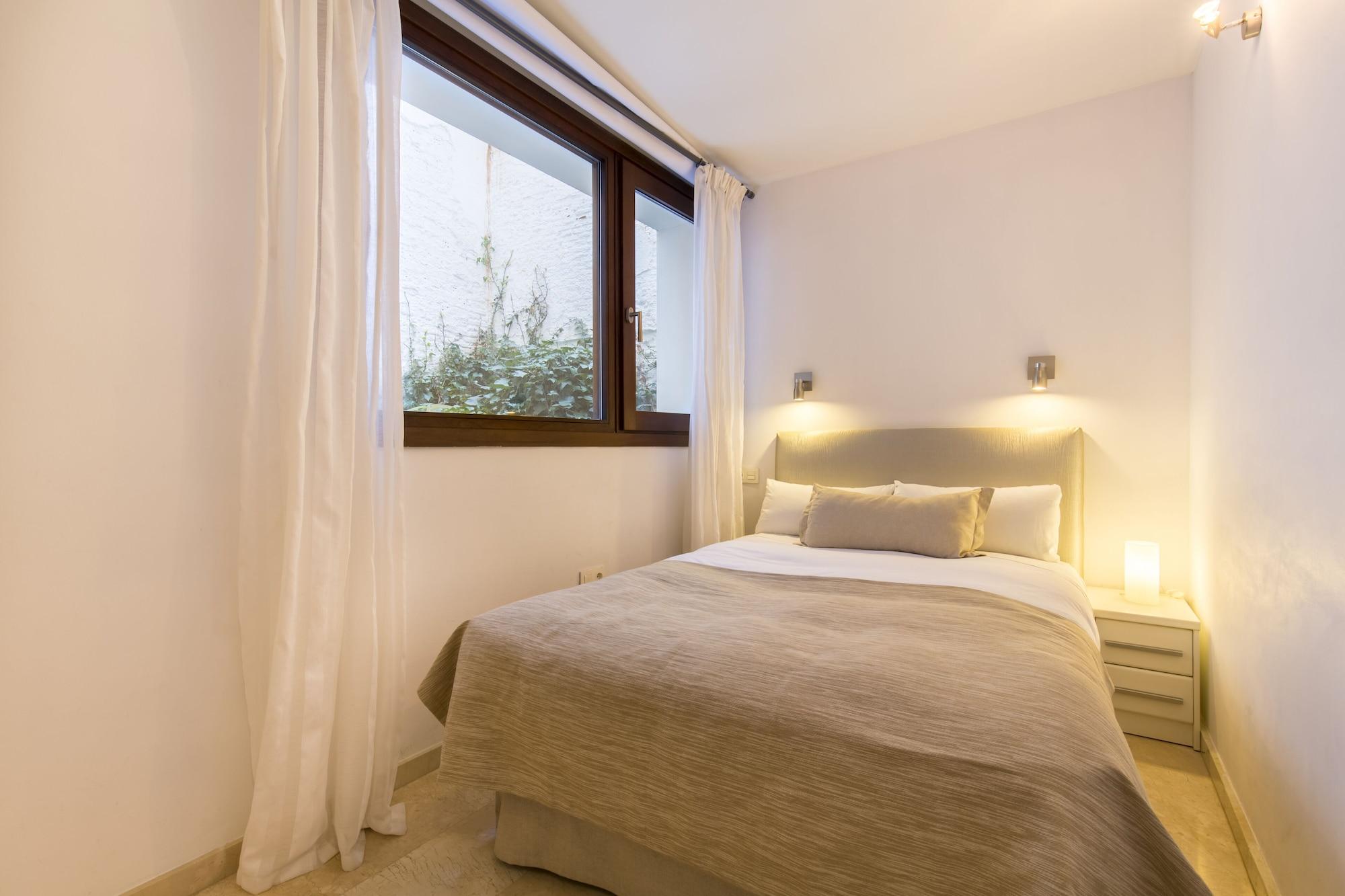 Elvira Suites Гранада Экстерьер фото